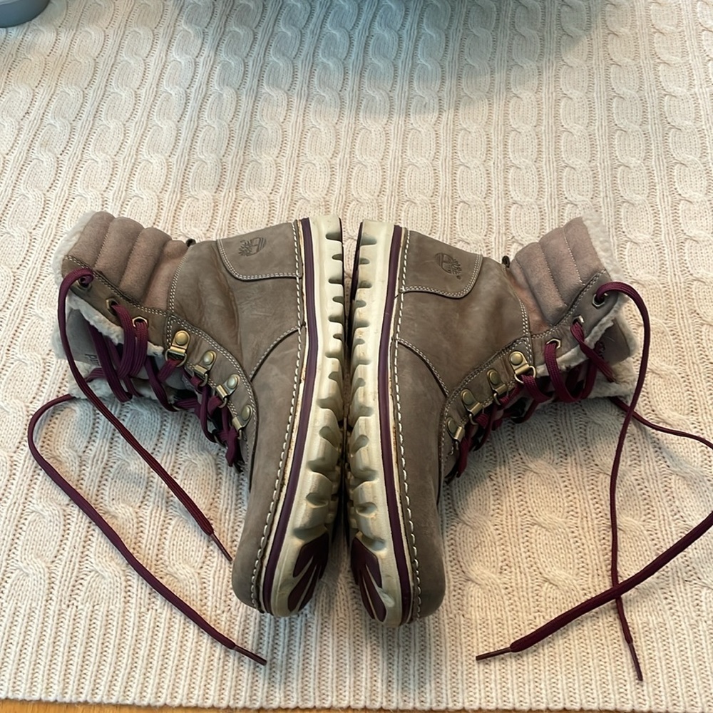 Women’s Timberland 8.5 Heritage Gray Leather Waterproof Outdoor Boot ortholite